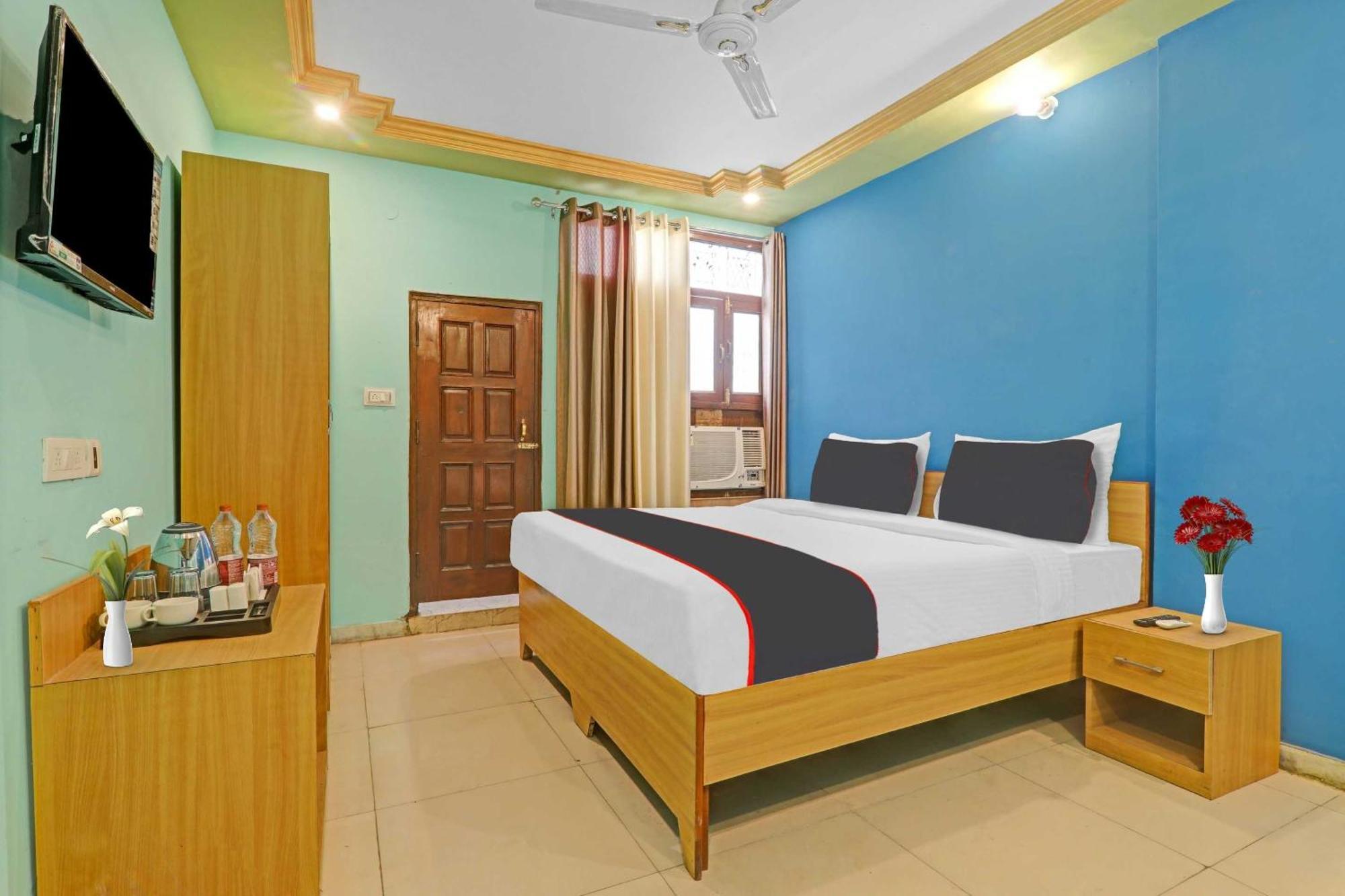 Collection O Premier Near Hazratganj Hotell Lucknow Eksteriør bilde