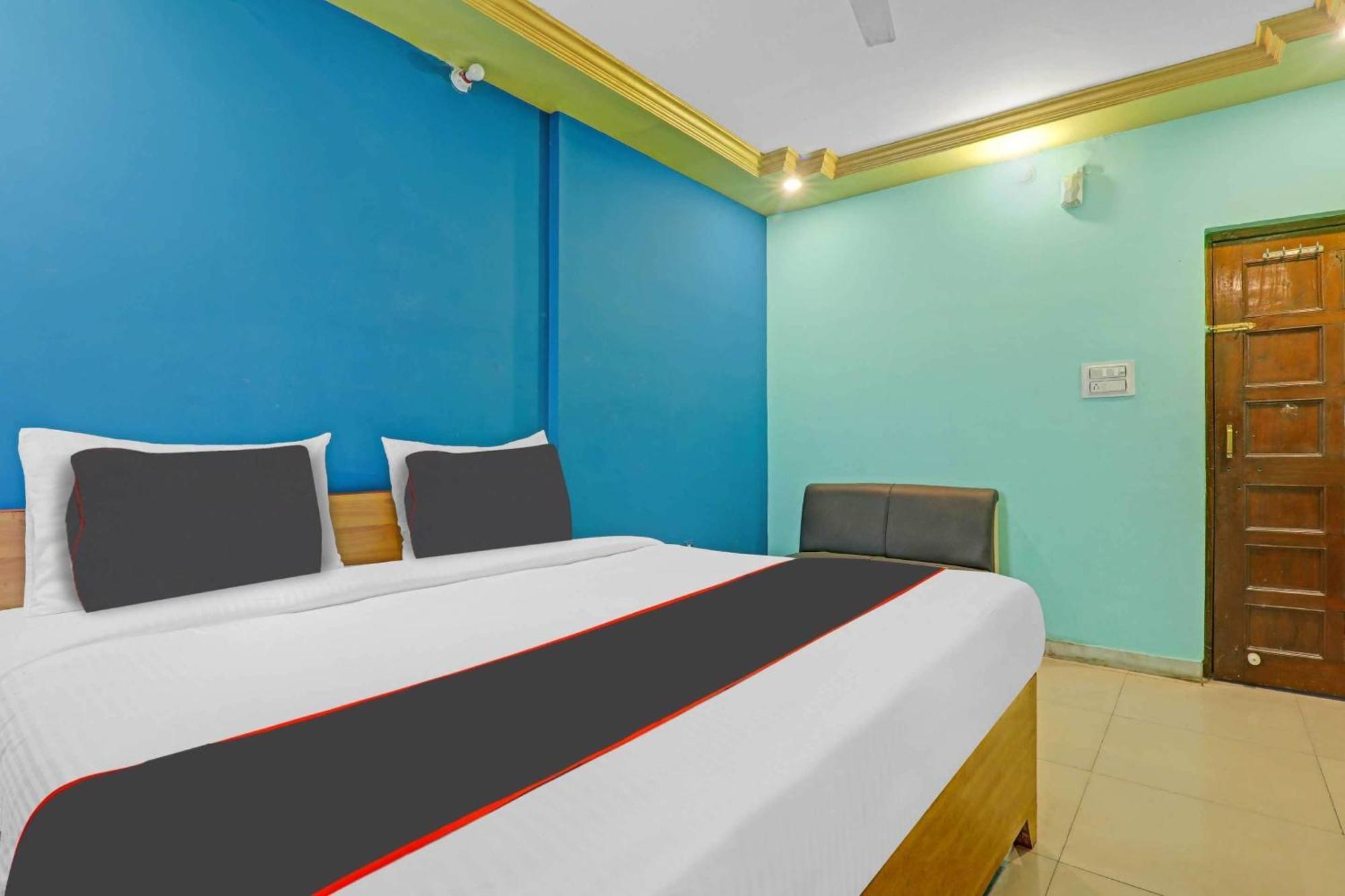 Collection O Premier Near Hazratganj Hotell Lucknow Eksteriør bilde